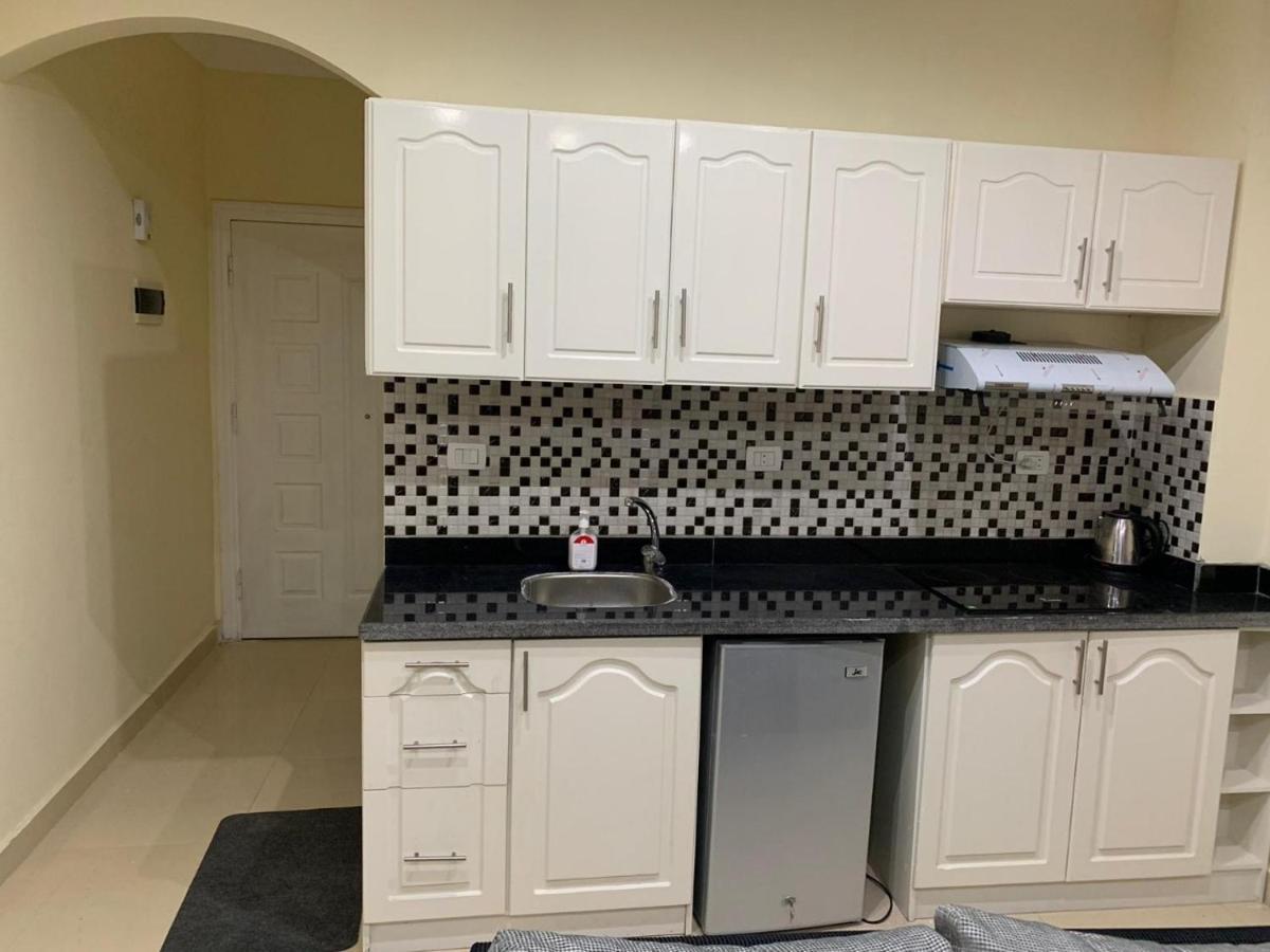Apartmen With Pool In Sheraton Plaza Marina 301 Apartment Хургада Екстериор снимка
